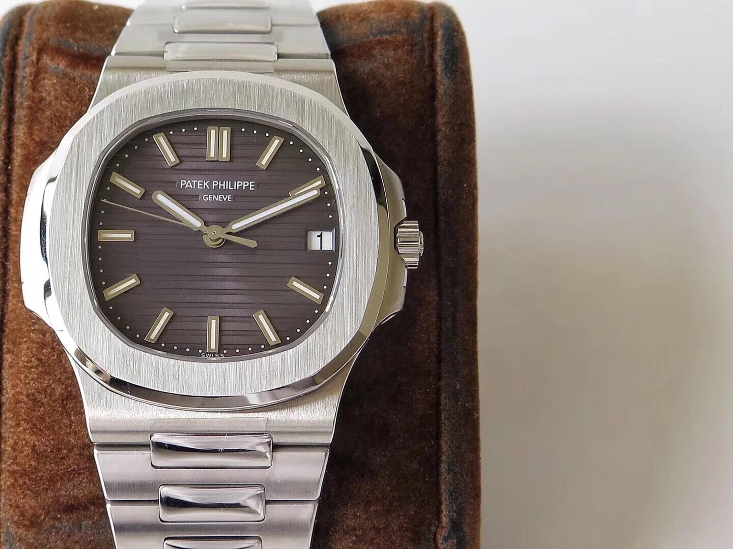 百达PatekPhilippePPFV2版PPF超级鹦鹉螺重磅来袭防水表高仿￥3300.00 第12张