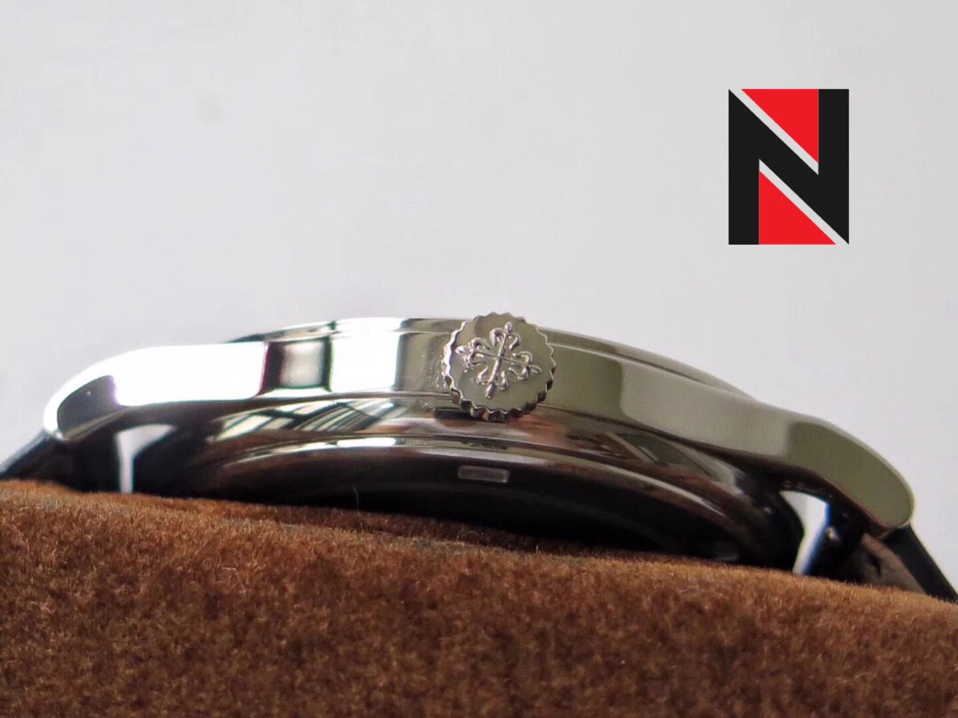 百达PatekPhilippe古典表系列5296G010皮带机械男 zf 百达翡丽古典￥3180.00 第16张