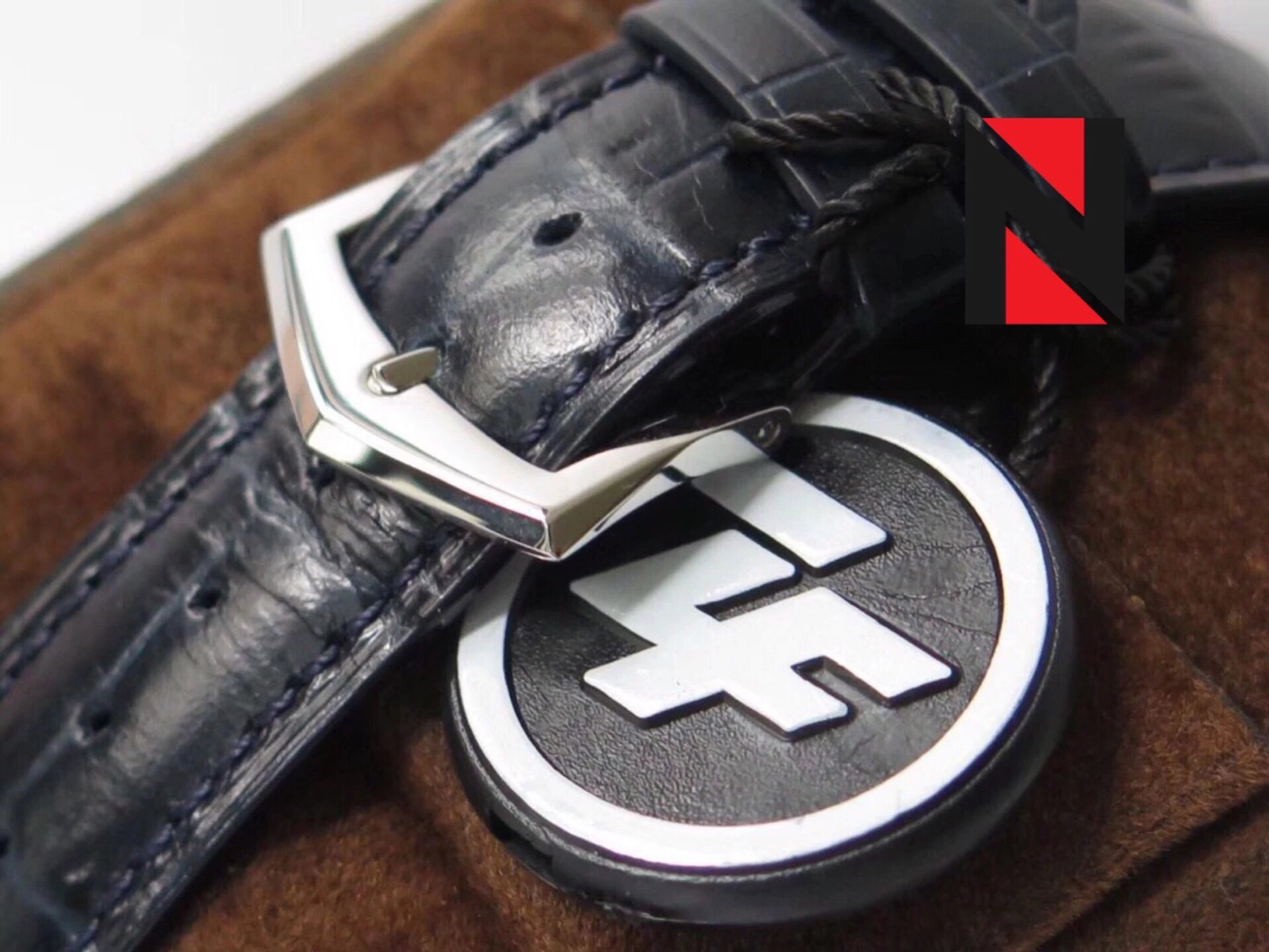 百达PatekPhilippe古典表系列5296G010皮带机械男 zf 百达翡丽古典￥3180.00 第18张