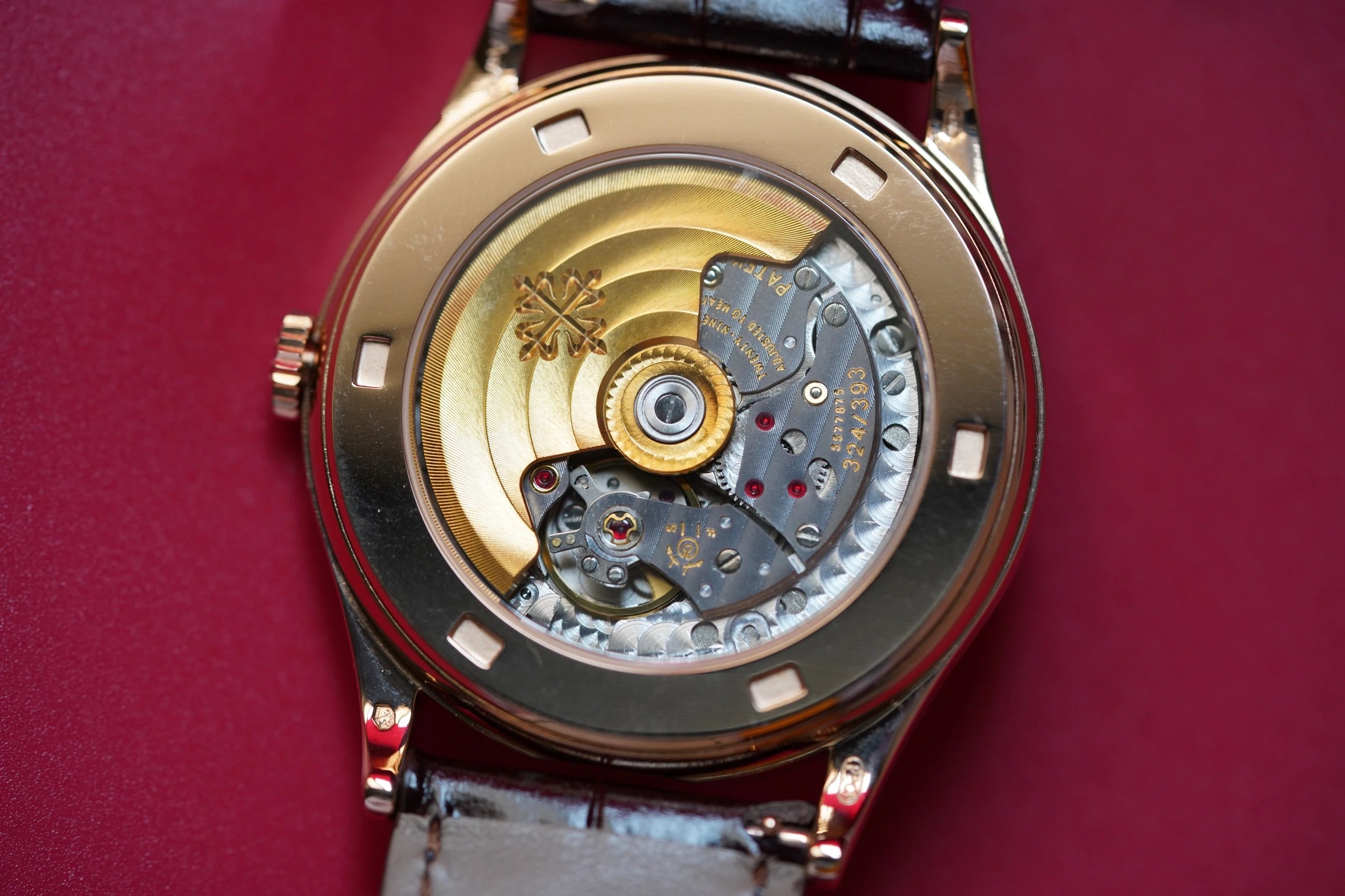 百达PatekPhilippe古典表系列5296G010皮带机械男 zf百达翡丽古典表￥3280.00 第18张