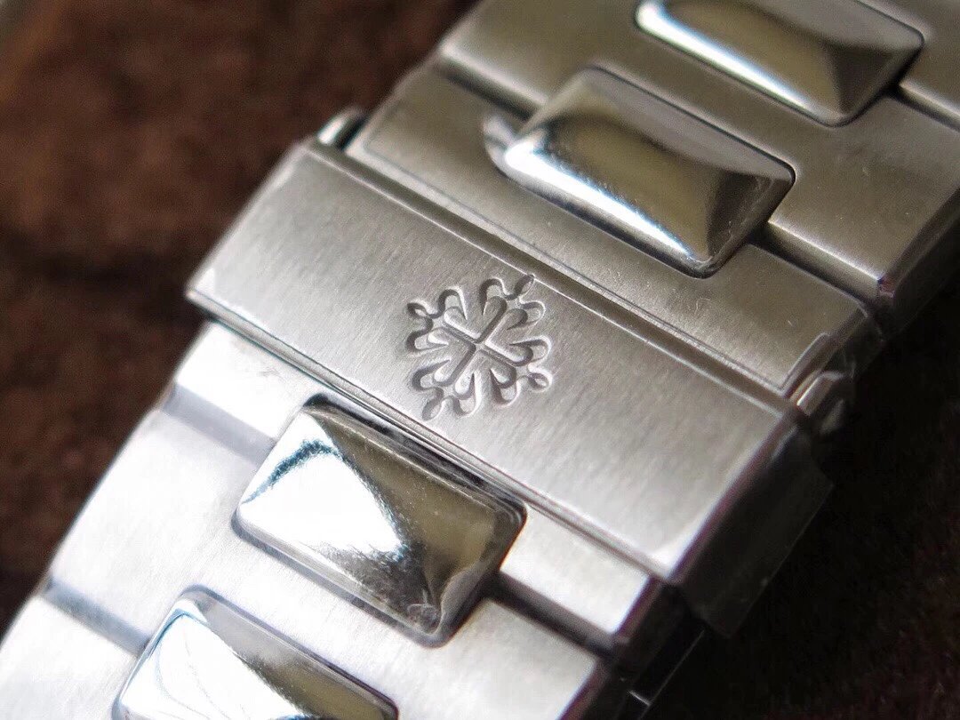 百达PatekPhilippePPFV2版PPF超级鹦鹉螺重磅来袭防水表 百达翡丽鹦鹉螺5712r高仿¥3380.00 第28张 百达PatekPhilippePPFV2版PPF超级鹦鹉螺重磅来袭防水表 百达翡丽鹦鹉螺5712r高仿¥3380.00 第28张