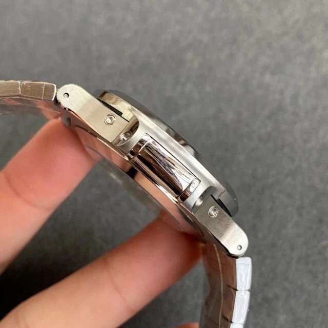 GR厂手表百达翡丽NAUTILUS鹦鹉螺系列57261A010万年 百达翡丽鹦鹉螺满钻高仿￥3280.00 第5张