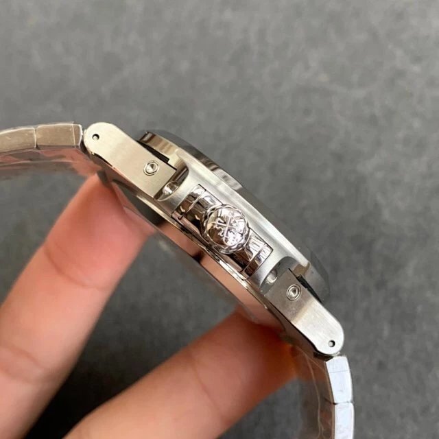 GR厂手表百达翡丽NAUTILUS鹦鹉螺系列57261A010万年 百达翡丽鹦鹉螺满钻高仿￥3280.00 第3张