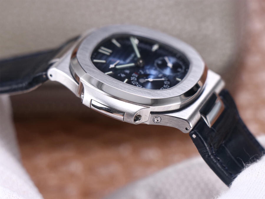 PF百达fei丽鹦鹉螺运动系列5712直径40.mm精钢表带透底男士腕表手动 百达翡丽鹦鹉螺5711手表仿品￥3480.00 第4张