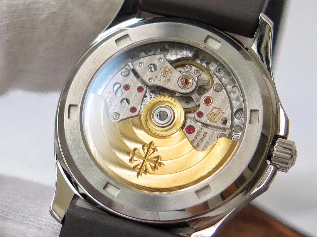 PPF百达PatekPhilippeAQUANAUT女装款橡胶带独家定制 百达翡丽高仿表价格女电子￥3480 第5张