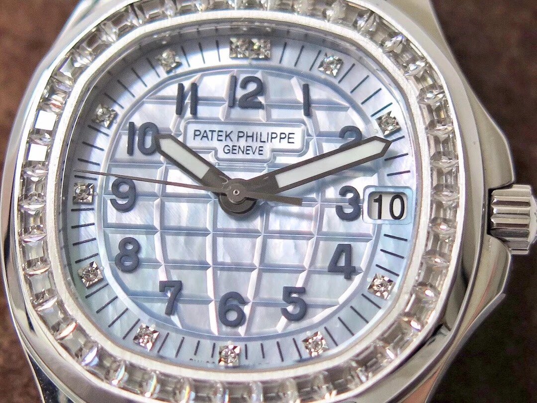 PPF百达PatekPhilippeAQUANAUT女装款橡胶带独家定制 百达翡丽精仿女钻表￥3480.00 第3张