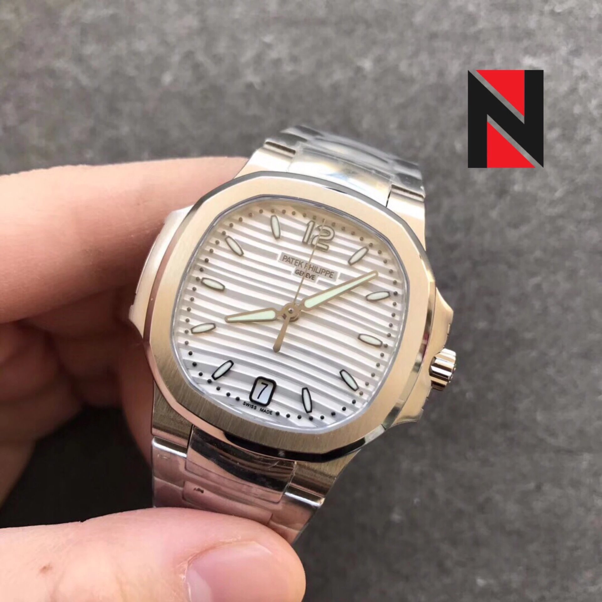 百达PatekPhilippe7118女士腕表PF厂出品独家一体机械 百达翡丽高仿镶钻女表￥3480.00 第6张