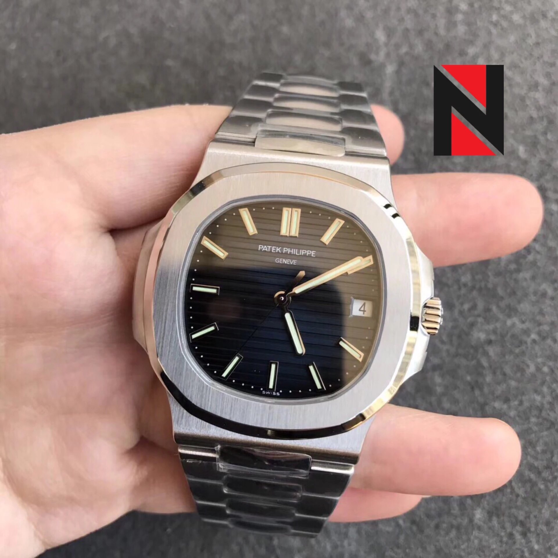 百达PatekPhilippe7118女士腕表PF厂出品独家一体改装 百达翡丽高仿女表价格￥3480.00