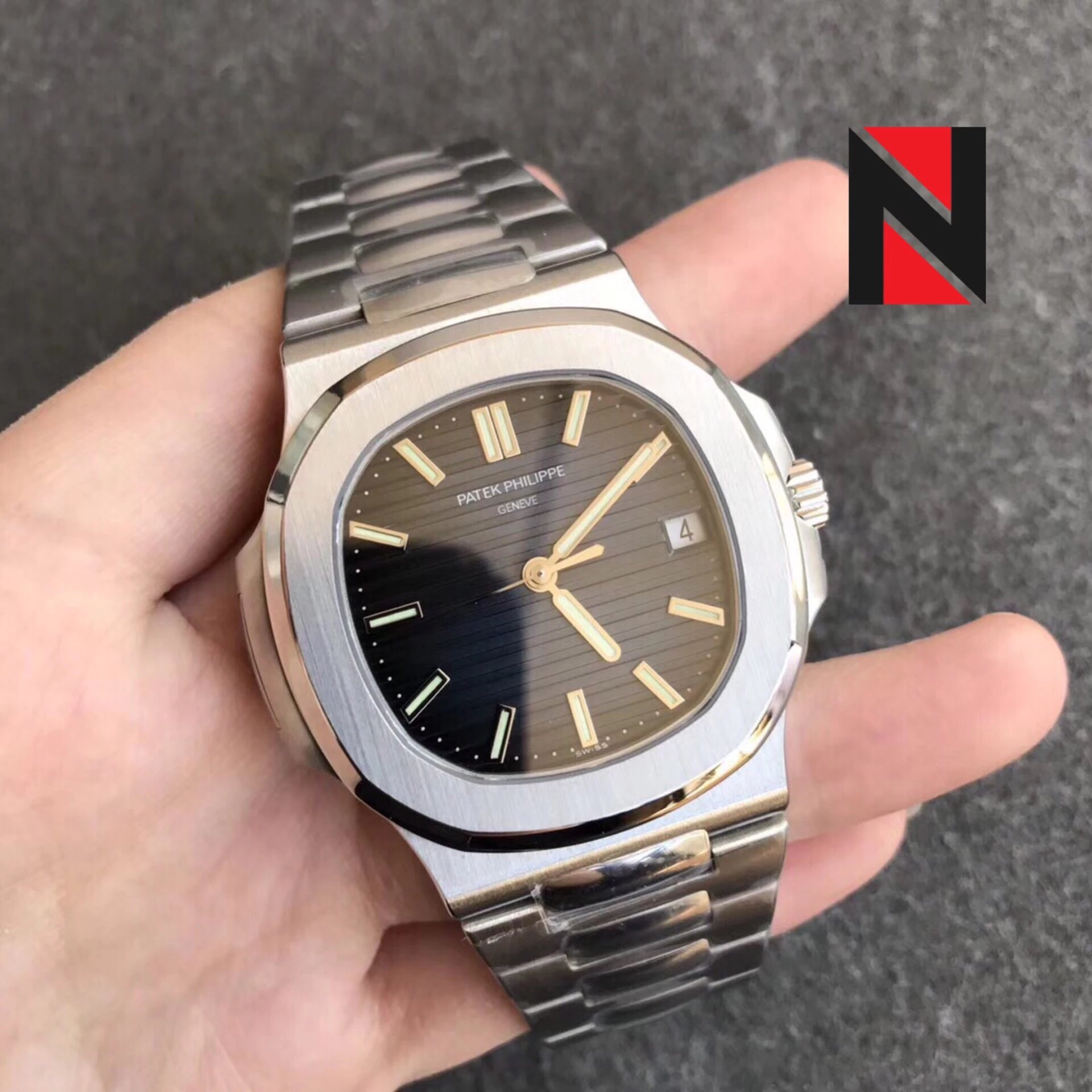 百达PatekPhilippe7118女士腕表PF厂出品独家一体改装 百达翡丽高仿女表价格￥3480.00 第3张