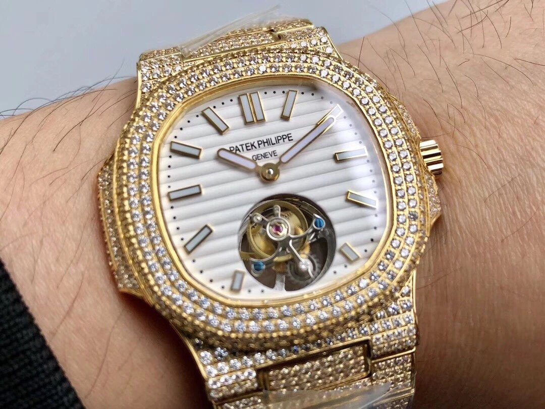 新品土豪专属PATEKPHILIPPE百达翡丽这款豪华百达翡丽陀飞轮腕表 广州高仿百达翡丽陀飞轮女表￥7880.00 第10张