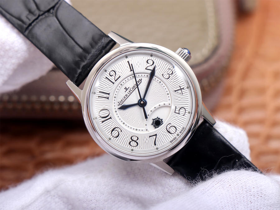 积极约会高仿价格 MG厂积家约会月相女表￥3180 第2张