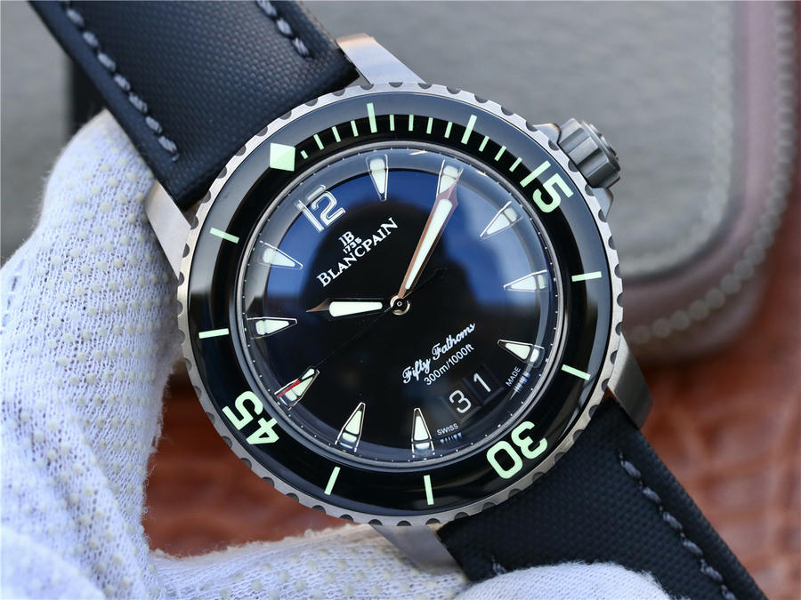 高仿宝珀五十噚值得买吗 HG宝珀全新的五十噚大日历5050-12B30-B52A¥4580 第2张 高仿宝珀五十噚值得买吗 HG宝珀全新的五十噚大日历5050-12B30-B52A¥4580 第2张