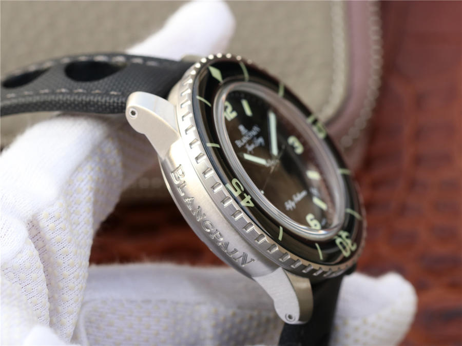 宝珀精仿手表 ZF宝珀五十噚典藏精品5015C-1130-52B￥4580 第4张