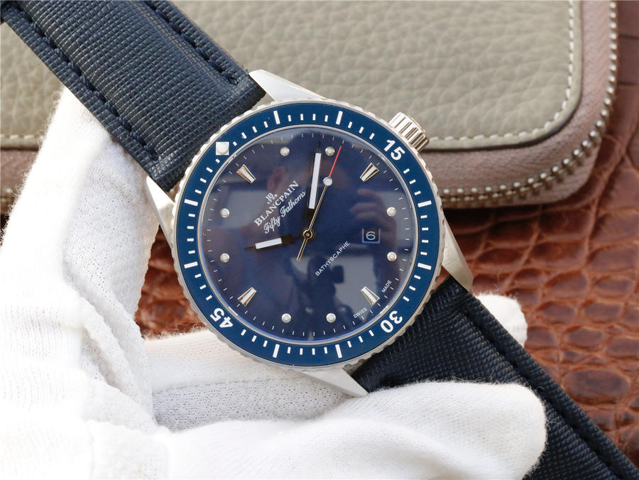 复刻宝珀五十寻5000 宝珀五十噚5100-1140高仿表￥3480  第2张