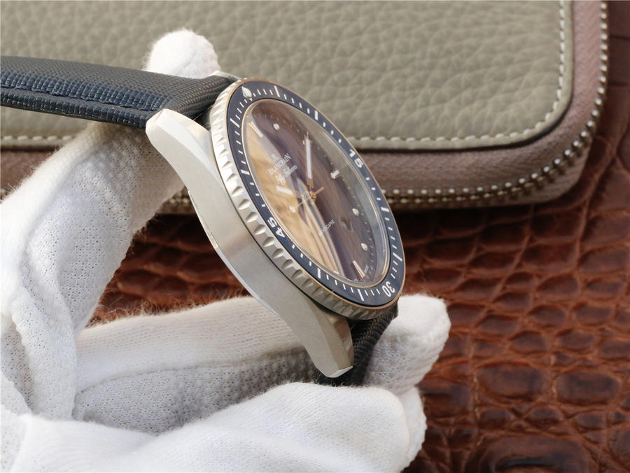 复刻宝珀五十寻5000 宝珀五十噚5100-1140高仿表￥3480  第4张