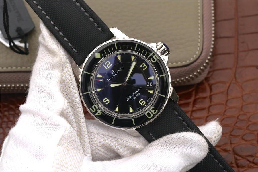 宝珀50寻高仿表机芯 ZF宝珀50噚版宝珀五十噚5015-1130-52¥4580 第3张 宝珀50寻高仿表机芯 ZF宝珀50噚版宝珀五十噚5015-1130-52¥4580 第3张