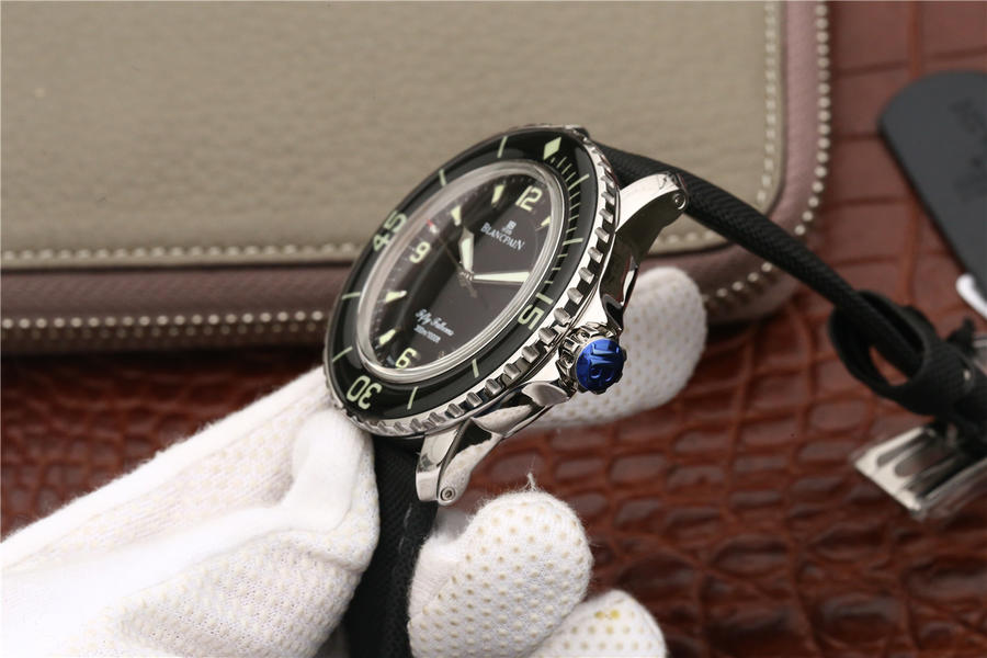 宝珀50寻高仿表机芯 ZF宝珀50噚版宝珀五十噚5015-1130-52¥4580 第8张 宝珀50寻高仿表机芯 ZF宝珀50噚版宝珀五十噚5015-1130-52¥4580 第8张