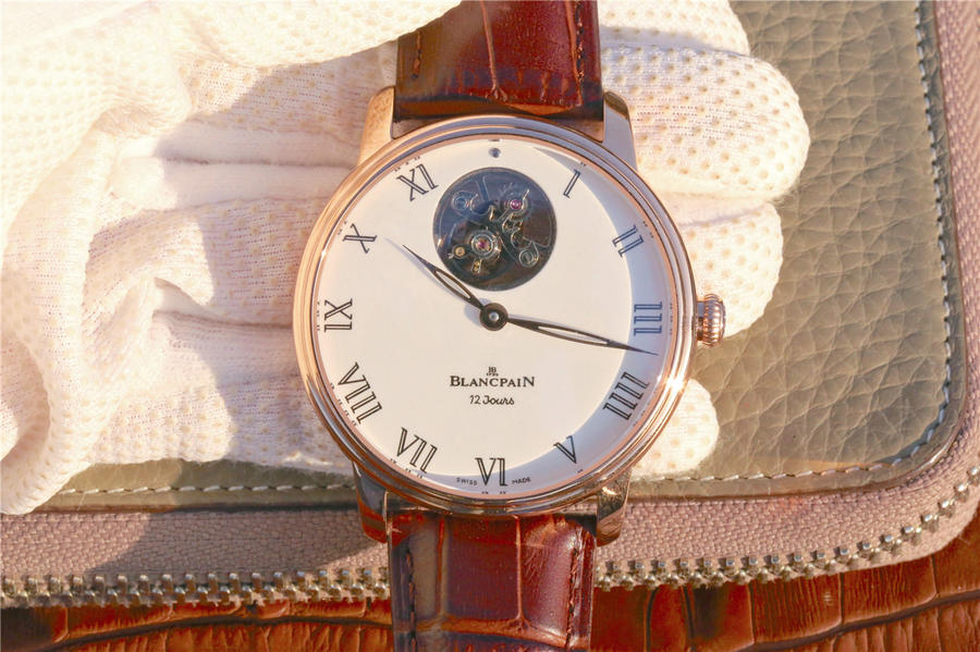 复刻宝珀陀飞轮 宝珀经典系列66240-3631-55B真陀飞轮￥6780