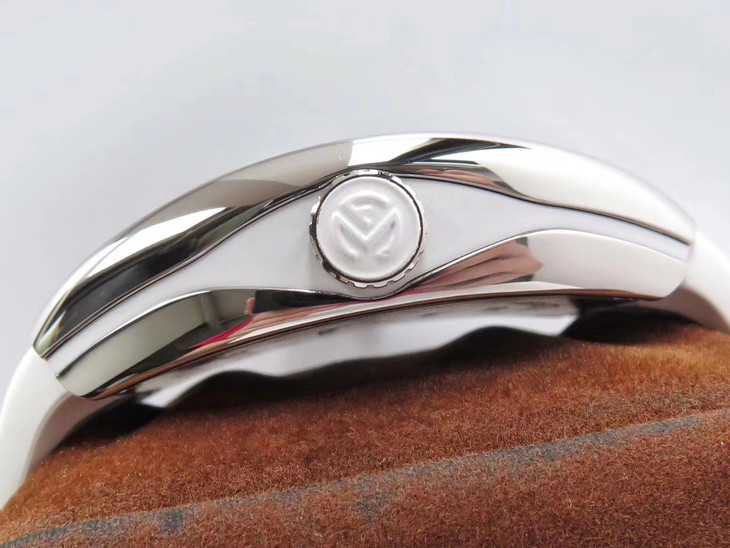 高仿法兰克穆勒机械男表 ZF厂法兰克穆勒V45系列￥4580 第7张