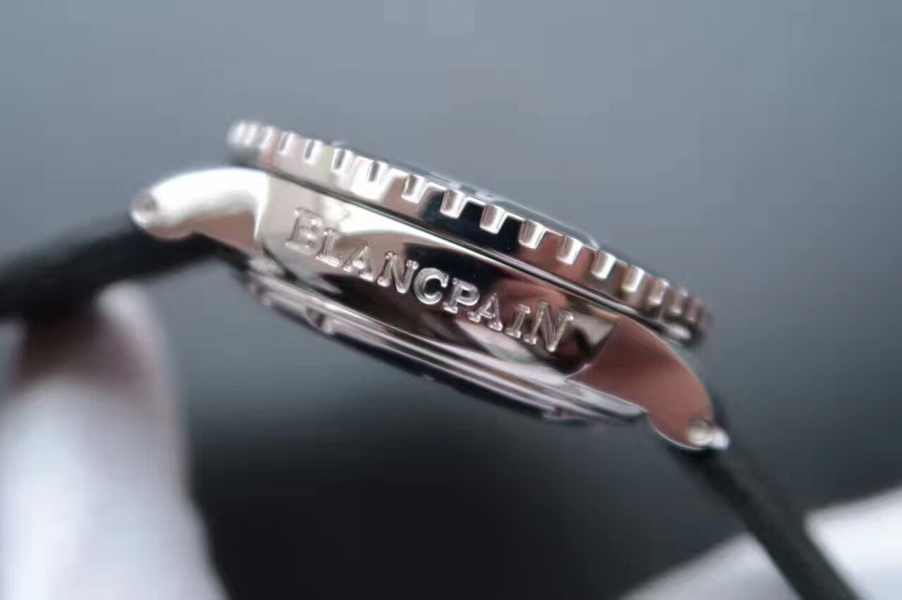 新宝珀五十噚高仿 宝珀五十噚5015-1130-52￥3680 第4张