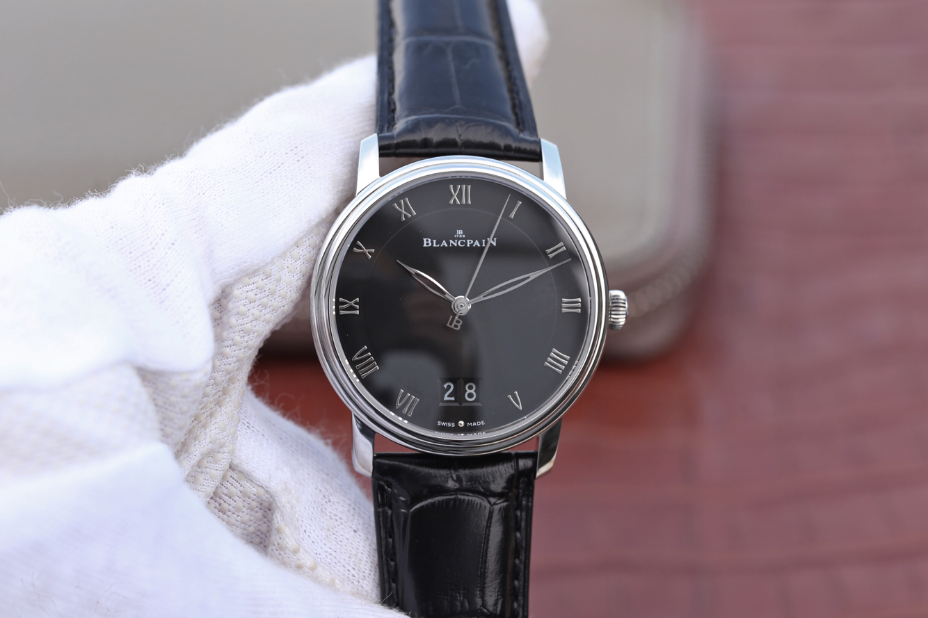 宝珀手表精仿 宝珀经典系列6669大日历视窗腕表￥3180