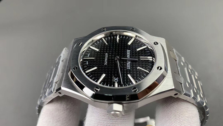 jf厂爱彼皇家橡树系列 15400ST.OO.1220ST.01 黑盘￥3680 第5张