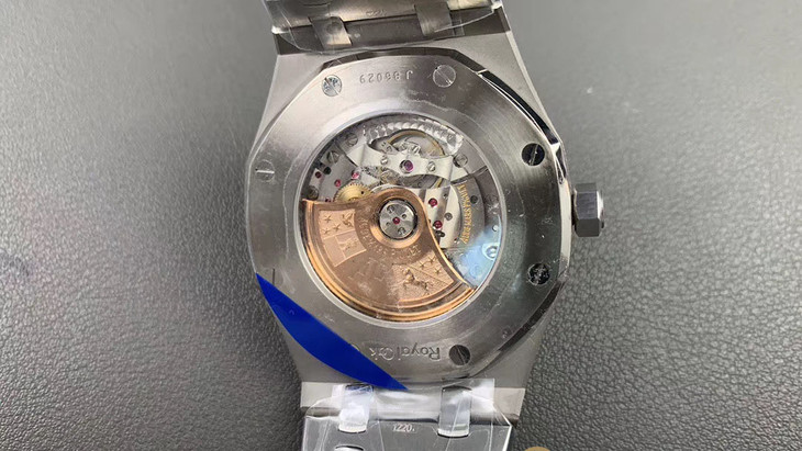 jf厂爱彼皇家橡树系列 15400ST.OO.1220ST.01 黑盘￥3680 第8张