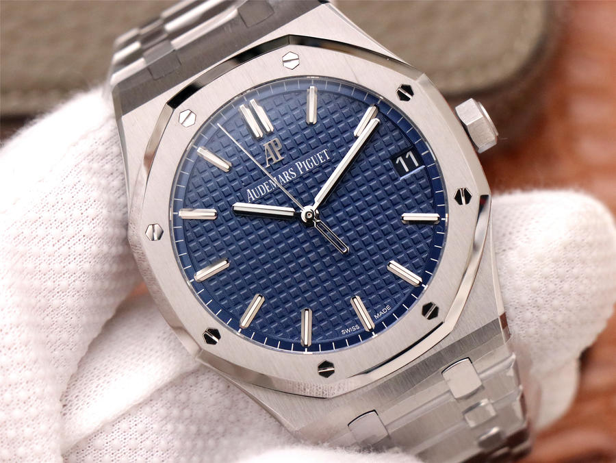 一比一高仿爱彼 皇家橡树系列蓝盘 15500ST.OO.1220ST.01 ZF厂出品￥3980 第5张