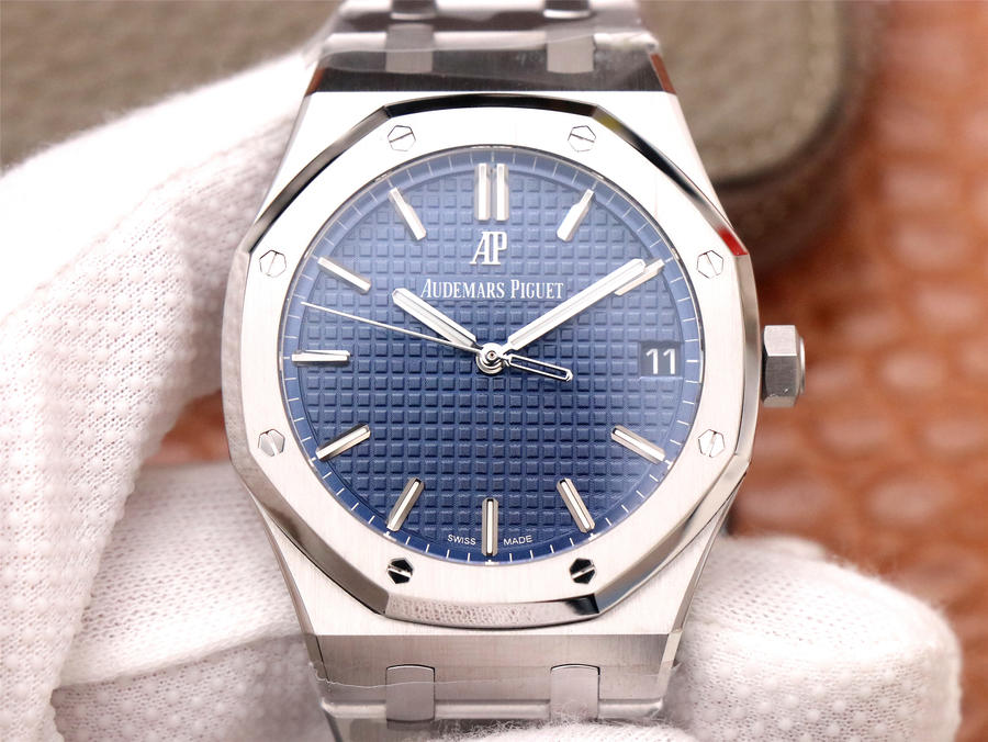 一比一高仿爱彼 皇家橡树系列蓝盘 15500ST.OO.1220ST.01 ZF厂出品￥3980