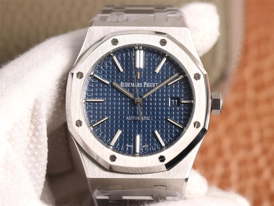 高仿爱彼皇家橡树系列15400ST.OO.1220ST.03 ZF厂出品￥3680
