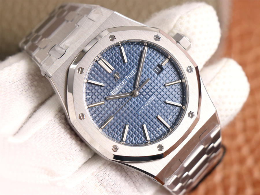 高仿爱彼皇家橡树系列15400ST.OO.1220ST.03 ZF厂出品￥3680 第3张
