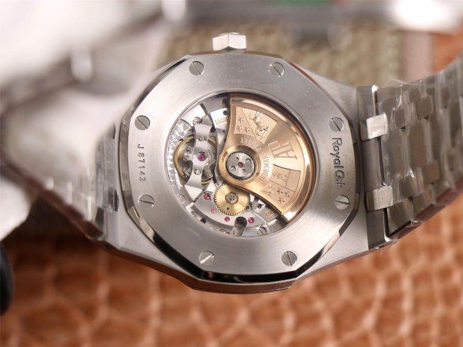 高仿爱彼皇家橡树系列15400ST.OO.1220ST.03 ZF厂出品￥3680 第9张