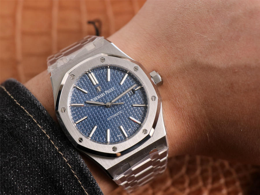 高仿爱彼皇家橡树系列15400ST.OO.1220ST.03 ZF厂出品￥3680 第13张