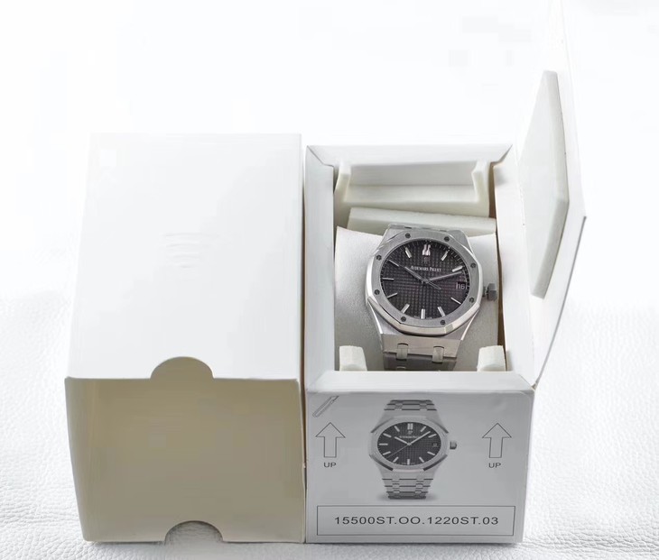 ZF厂爱彼15500 高仿爱彼皇家橡树系列15500ST.OO.1220ST.01 机械男表￥3980 第13张