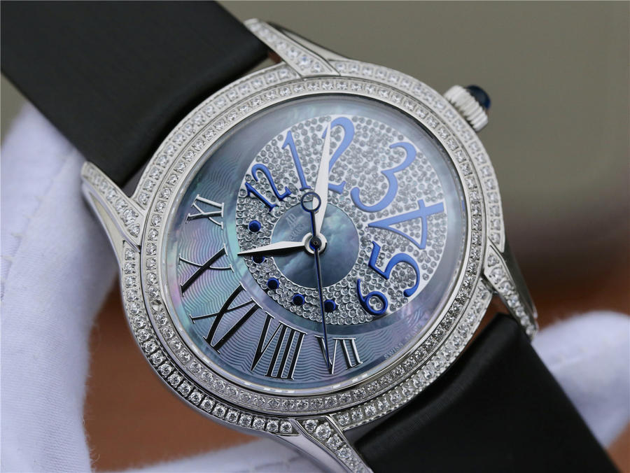 爱彼复刻女手表图片 千禧系列77303BC手表 贝壳盘￥3680 第5张