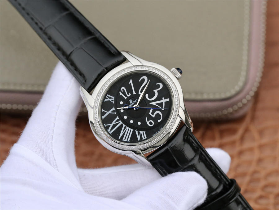 高彷爱彼表 爱彼千禧系列77303BC款女士腕表￥3680  第2张